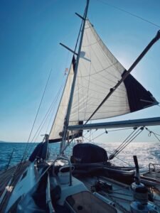 Navegando a vela